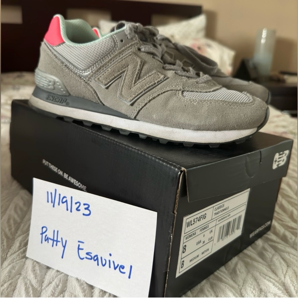 New Balance Gray Sneakers with Pink Highlights